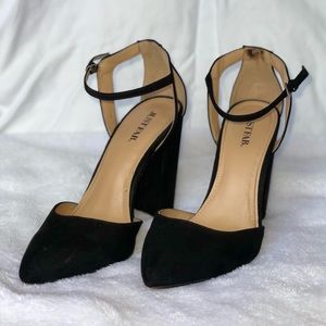 7.5 black heels